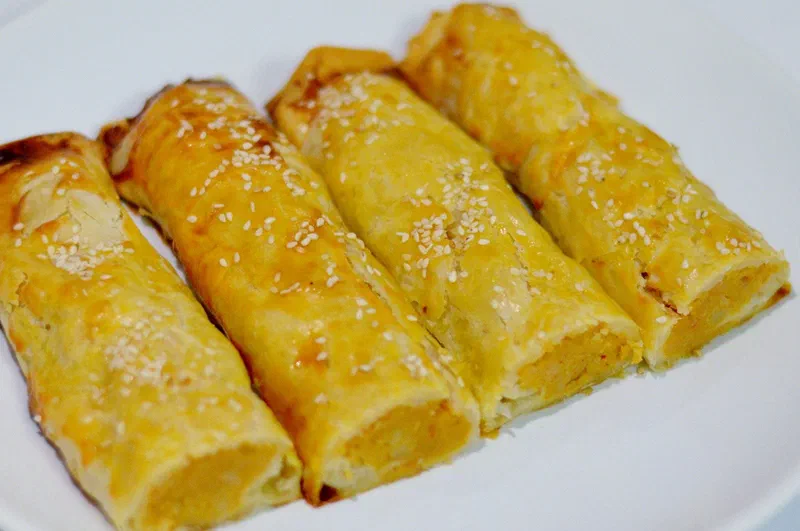 BAKLAVA YUFKASINDAN PATATESLİ BÖREK, czyli börek z ziemniakami